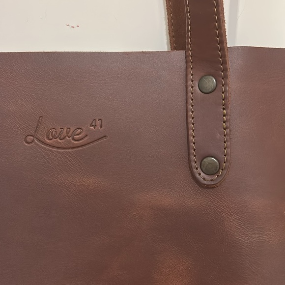 Love41 Small Simple Leather Tote-Dark Coffee Brown - Picture 4 of 7
